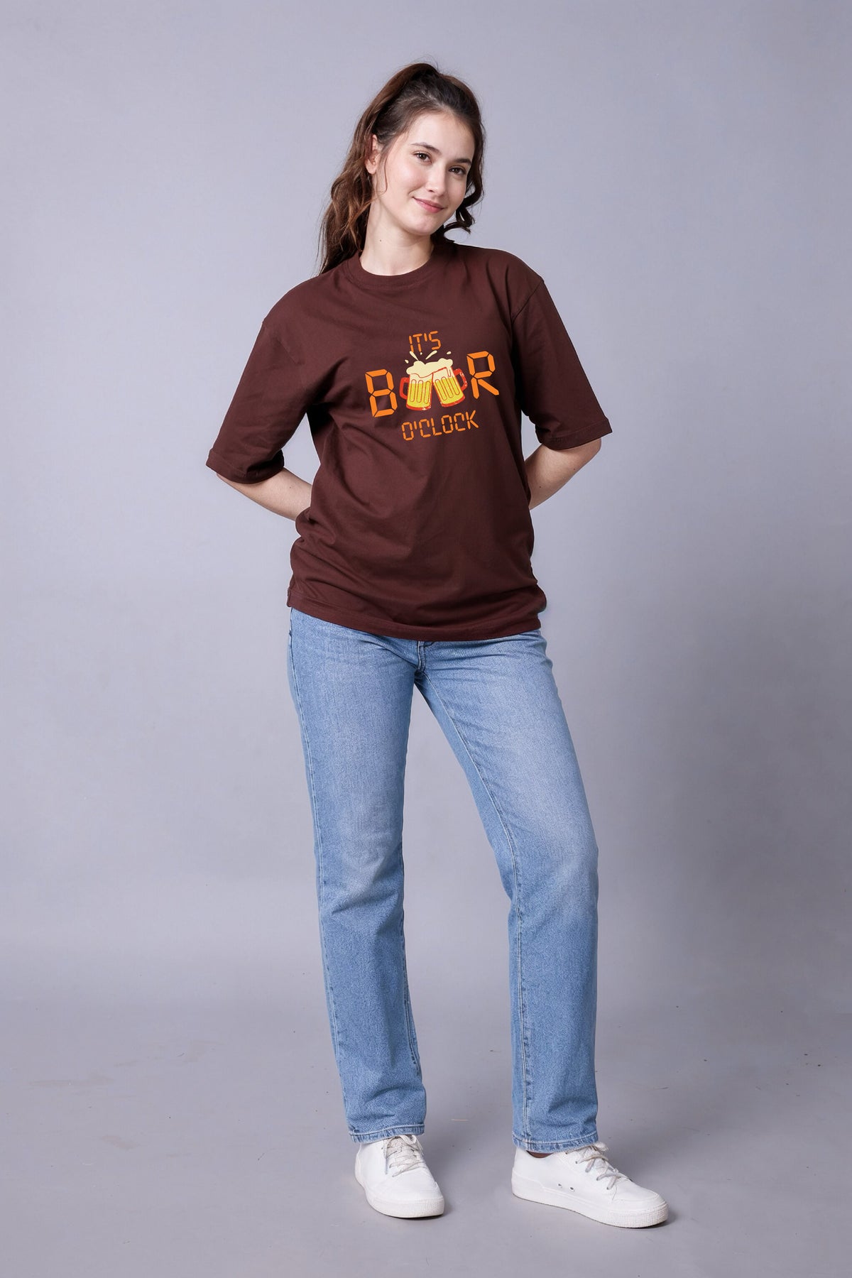 It's beer o'clock Oversized Tee