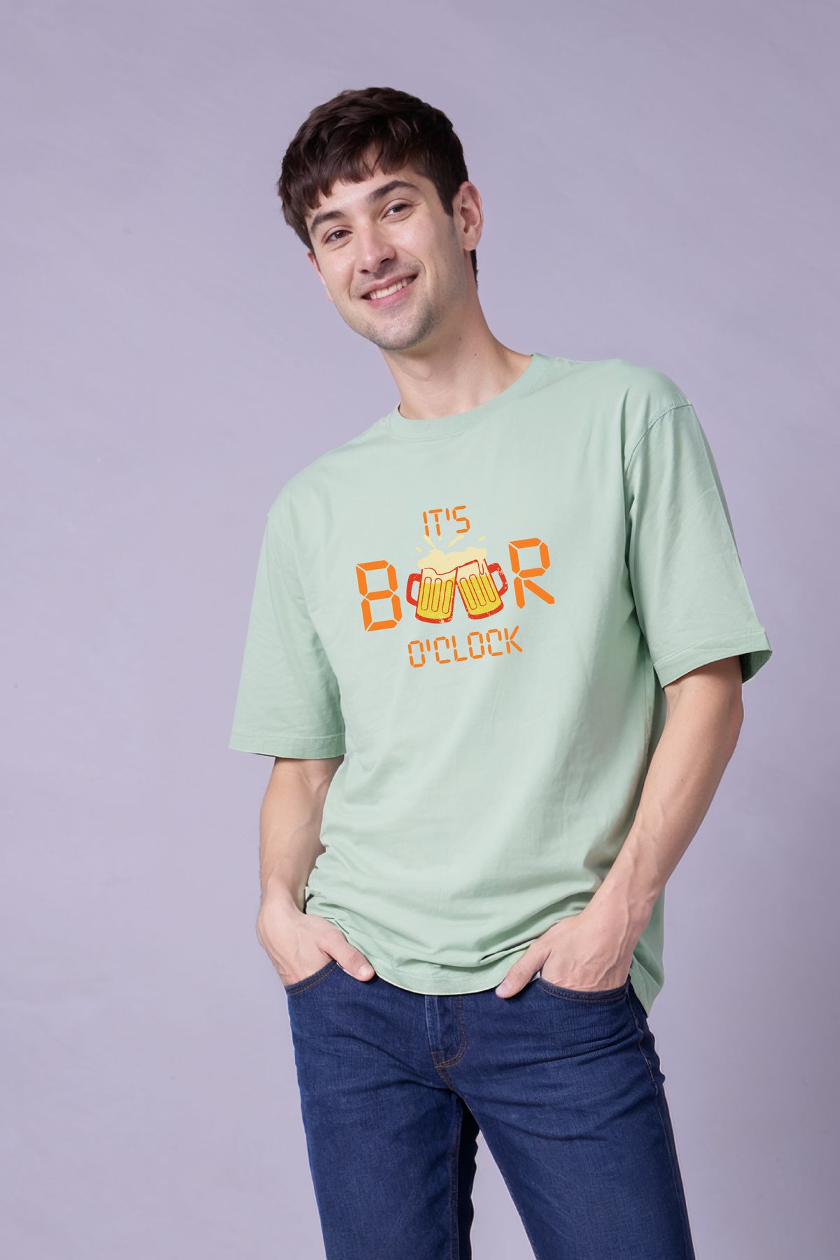 It's beer o'clock Oversized Tee